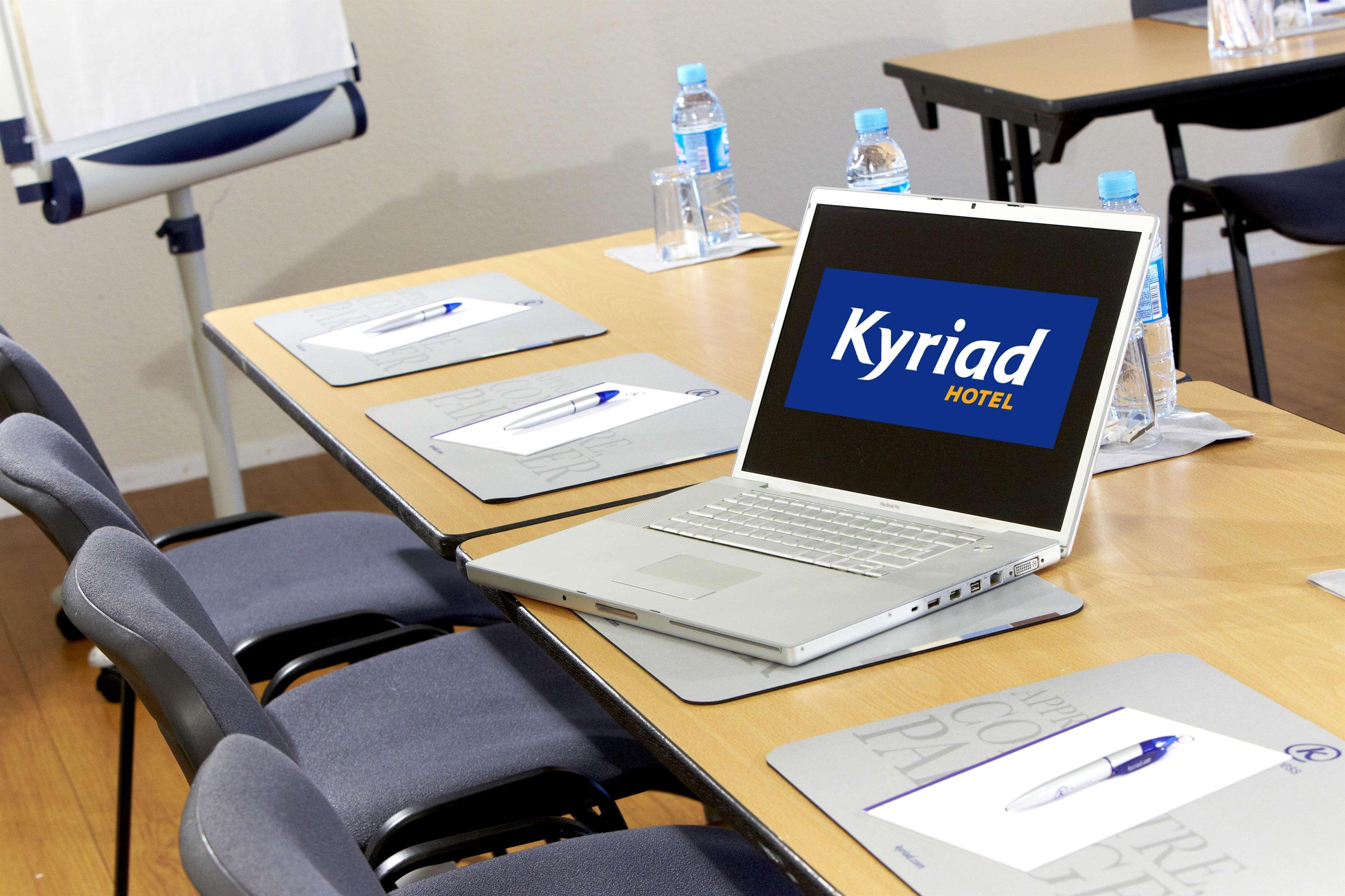 Kyriad Angers Sud Ponts-De-Cé Les Ponts-de-Cé Buitenkant foto